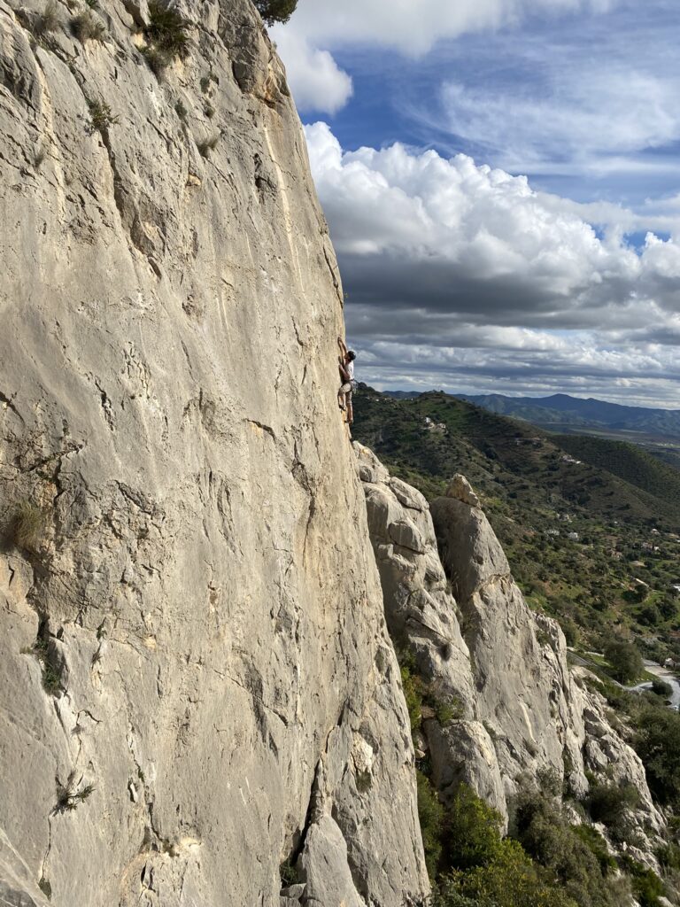 Body position awareness is a key factor in rock climbing